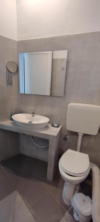 Dima Rooms And Apartments Atina Dış mekan fotoğraf