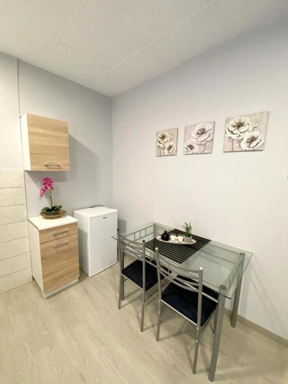 Dima Rooms And Apartments Atina Dış mekan fotoğraf