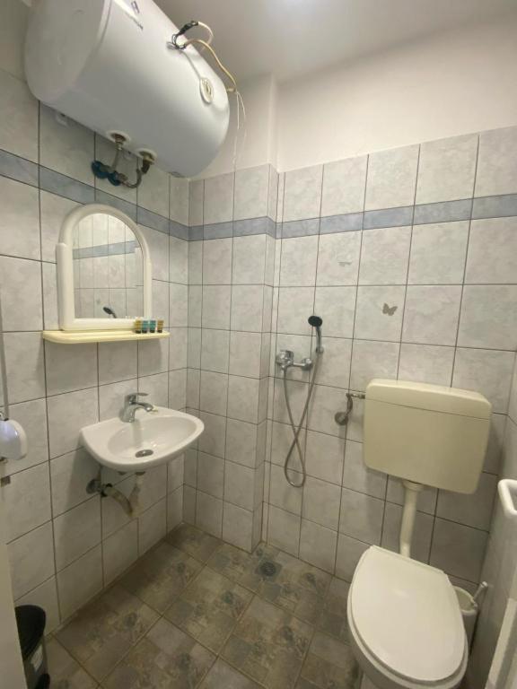 Dima Rooms And Apartments Atina Dış mekan fotoğraf